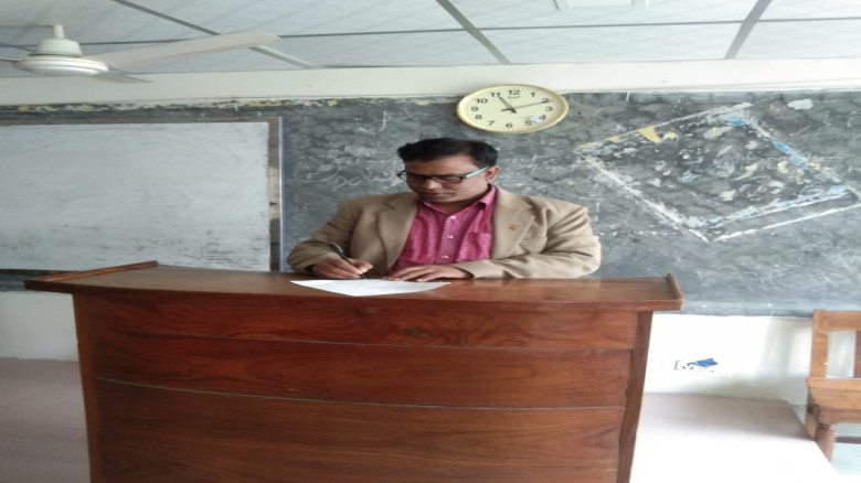 "পরীক্ষা মূলক বেঁচে আছি"