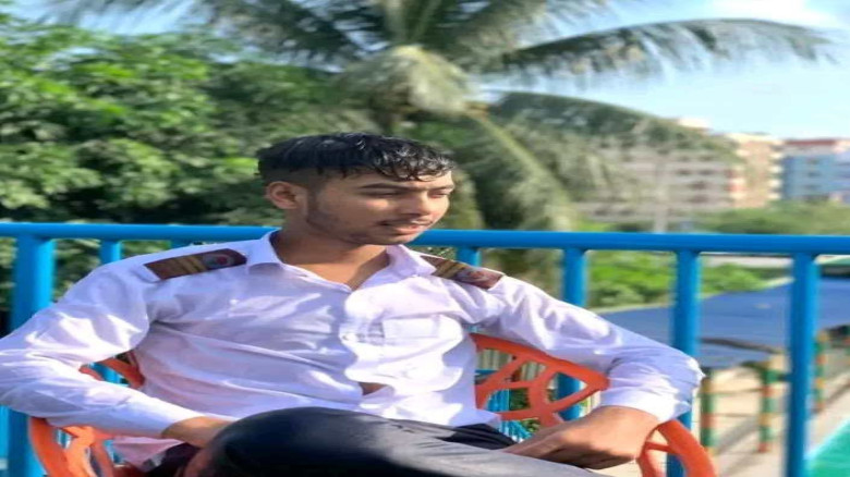 রাজধানীর উত্তরায় বিআরটিসি ট্রাকের ধাক্কায় এসএসসি পরীক্ষার্থী