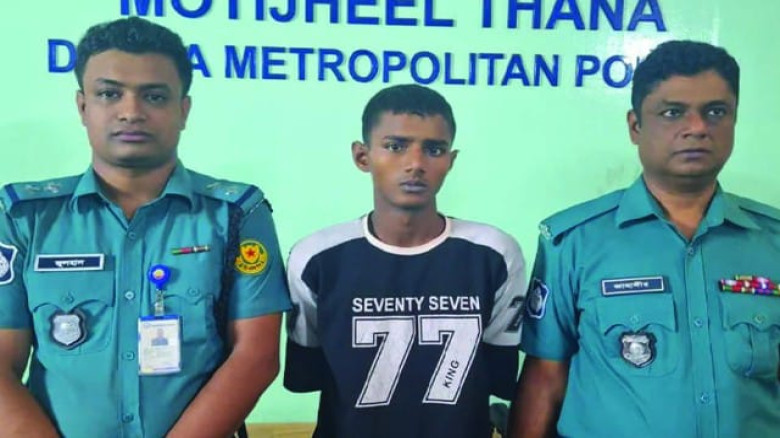 বন্ধুর হাতে বন্ধু খুন ৩০ টাকার জন্য মতিঝিলে